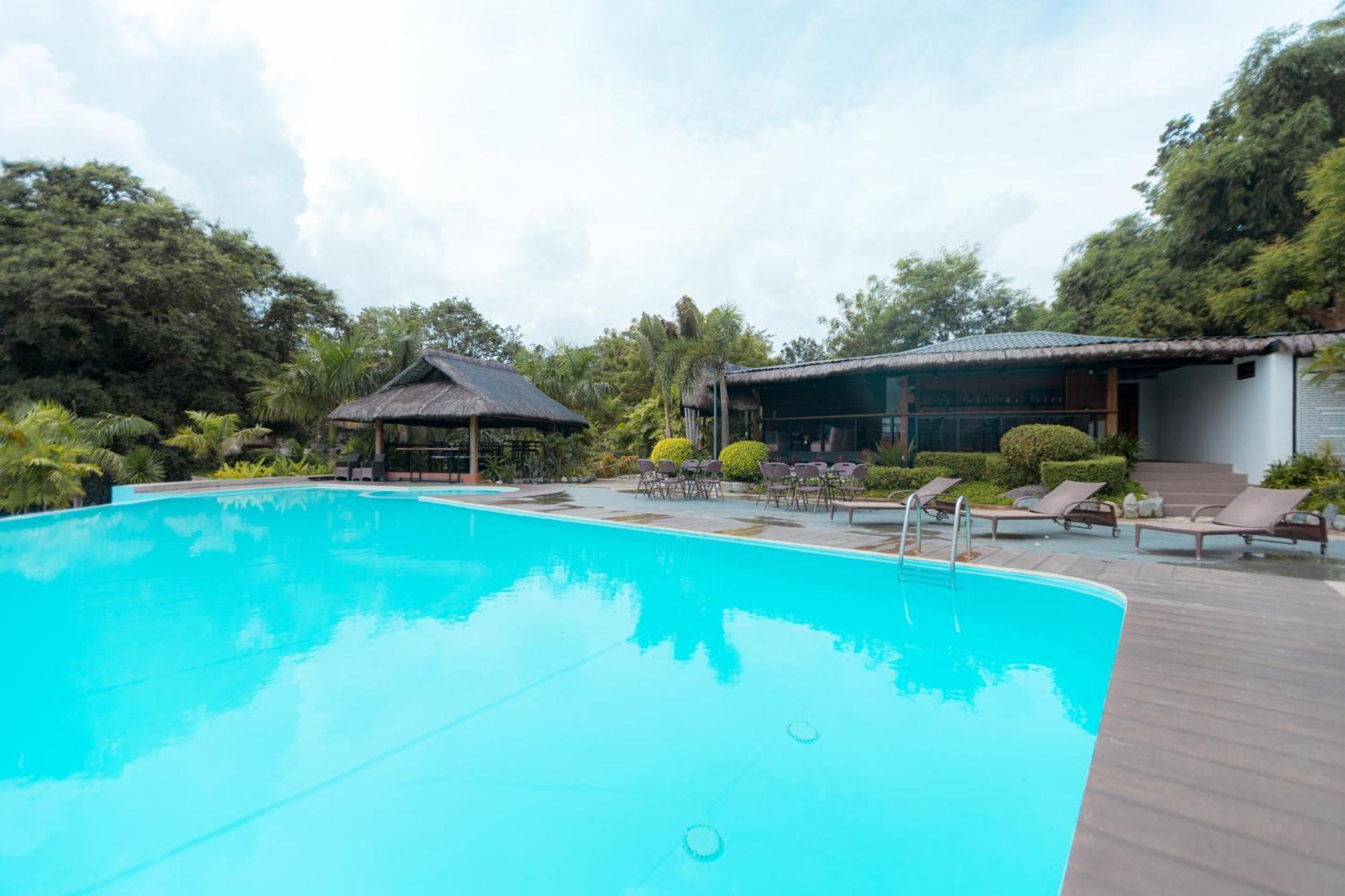 Paoay Bellagio Hills Hotel And Restaurant מראה חיצוני תמונה