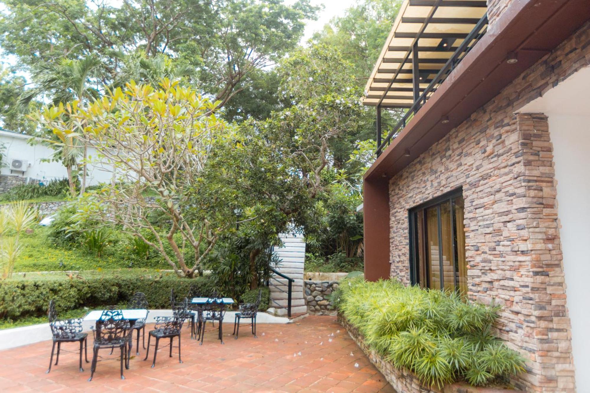Paoay Bellagio Hills Hotel And Restaurant מראה חיצוני תמונה